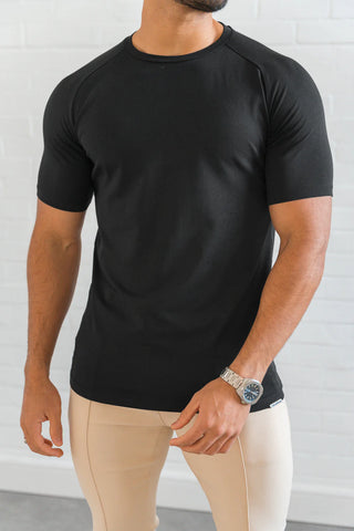 Mens Muscle Fit Black T-Shirt